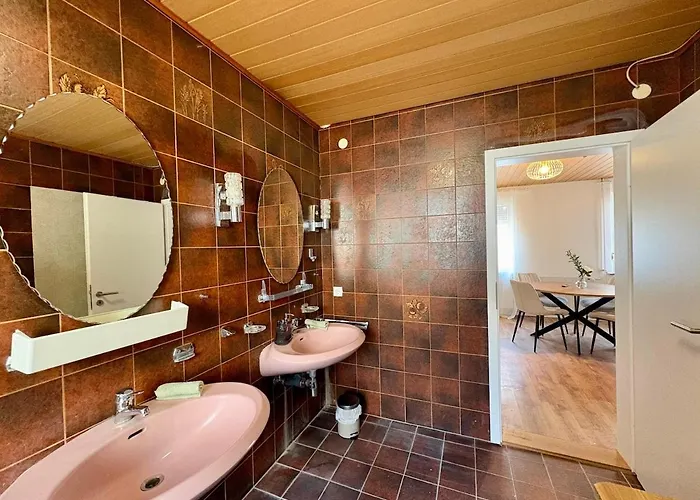 Apartment Geräumiges Monteurapartment 1 In Mit Parkplatz Bensheim